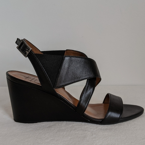 Aquatalia Sandals Nappa Leather Open Toe Slingback Strappy Wedge Black 10 NWOB - Picture 8 of 16